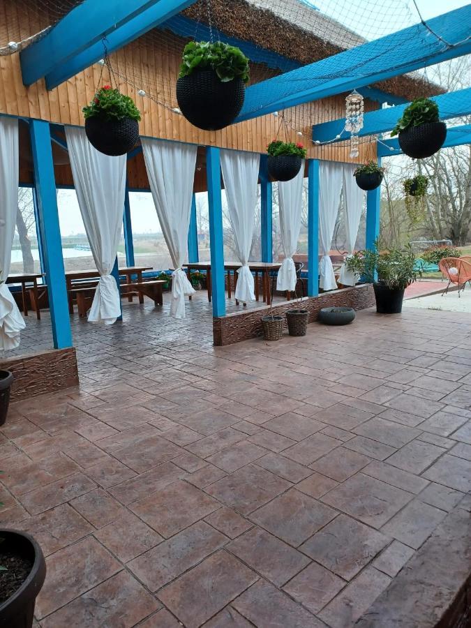 Talian Hotel Pardina Exterior photo